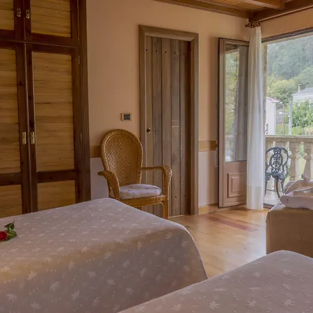 Casa Antiga Do Monte