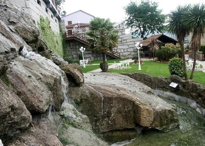 منزل ريفي Casa Antiga Do Monte *