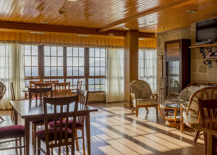 Casa Antiga Do Monte Kır Evi *